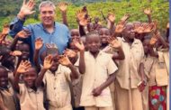 Totò Cuffaro in Burundi: «Così la nostra onlus aiuta i più poveri»