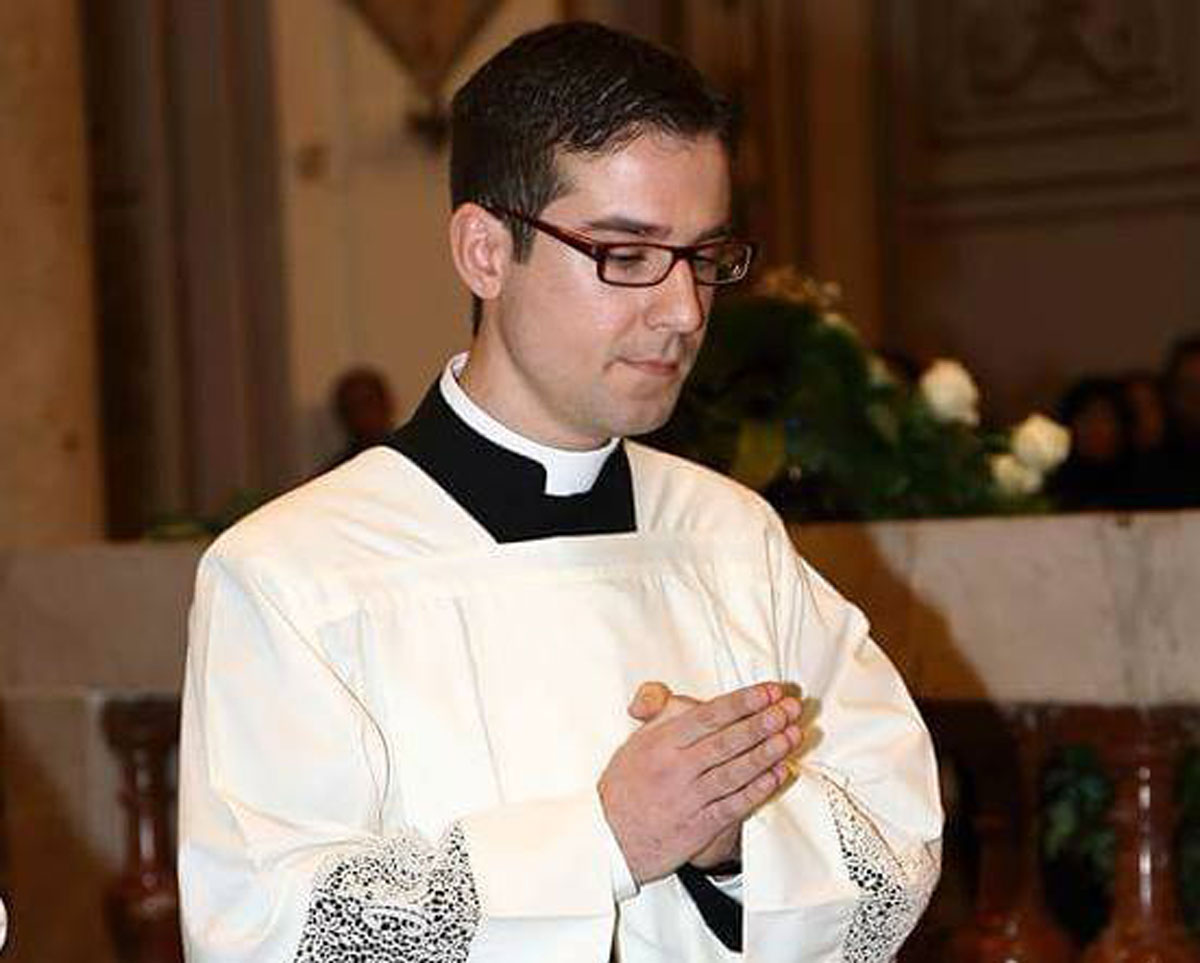 Mazara, Il giovane don Marco Laudicina diventa presbitero, l'ordinazione domani in cattedrale