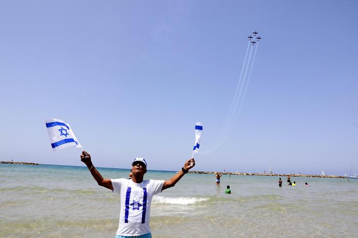 70 anni di Israele, parata nel cielo