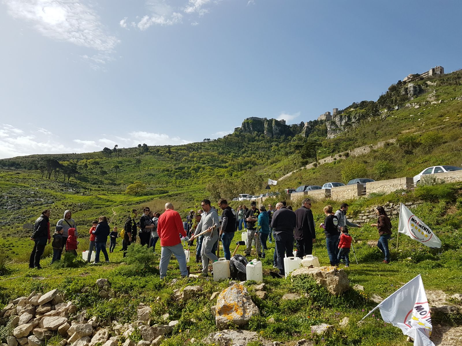 Cinquanta Alberi per Erice. Nuovo verde messo a dimora per iniziativa del M5s