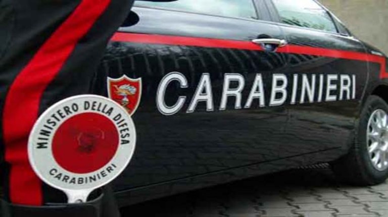 Picchia la compagna incinta e lei perde il bambino: arrestato