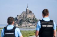 Francia, evacuato Mont-Saint-Michel: si cerca sospetto