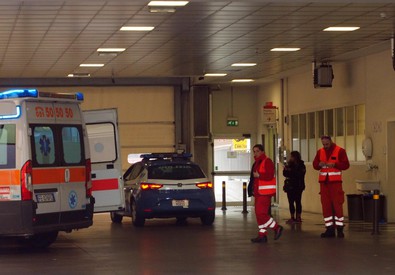 Incidente stradale a Carrara, 4 giovani morti