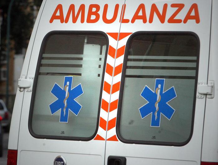 Morta ragazza in incidente stradale