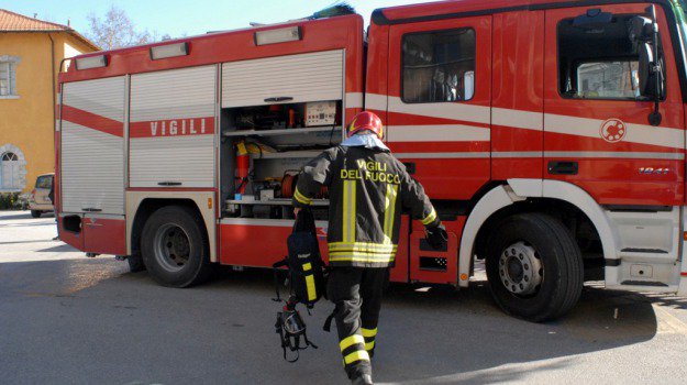 Incendio in una casa di riposo a Marsala, salvati 20 anziani