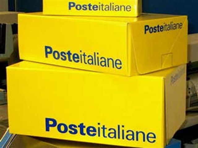 Poste, più caro spedire lettere e pacchi. Dal 3 luglio scattano gli aumenti