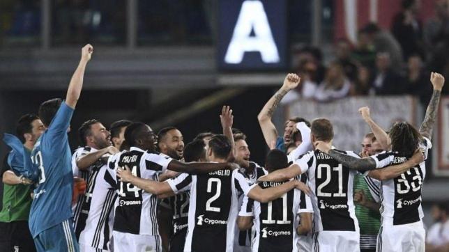 Serie A, bianconeri campioni d'Italia per la settima volta consecutiva riscrivendo la storia del calcio italiano