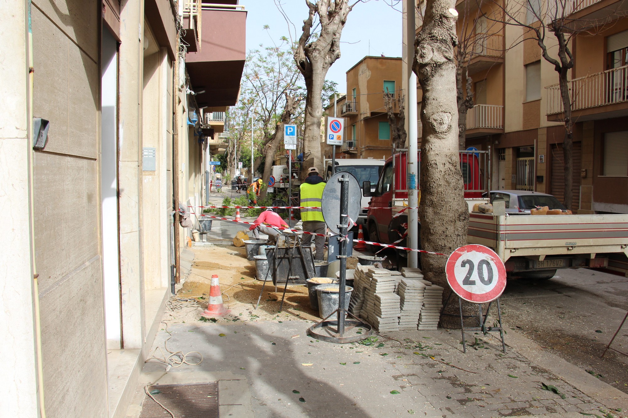 Marsala, continua la manutenzione di strade e marciapiedi