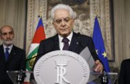 Governo, offese a Mattarella sui social: tre indagati dalla procura di Palermo, ma al vaglio un centinaio di post