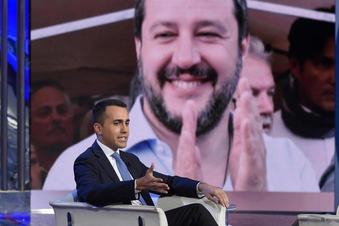 Governo, Salvini e Di Maio pronti al passo di lato per agevolarne nascita