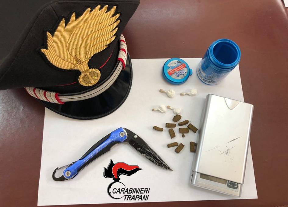 Trapani. Hashish e cocaina in casa. Arrestato 24enne