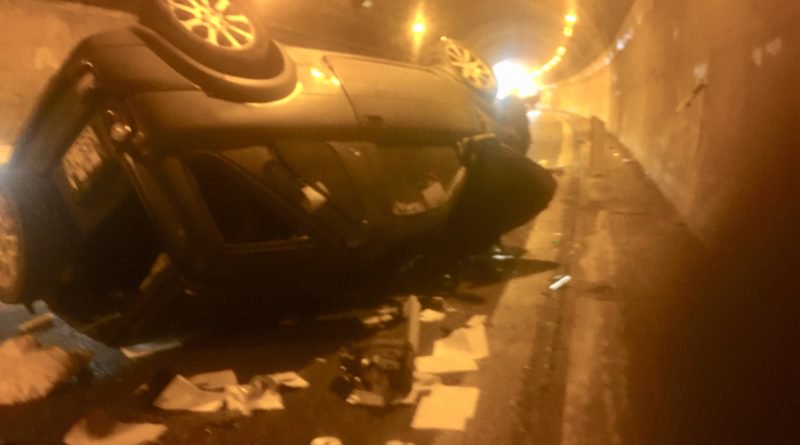 Incidente con un morto e quattro feriti