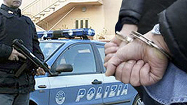 Mazara. La polizia di Stato arresta banda di rapinatori in azione in una gioielleria