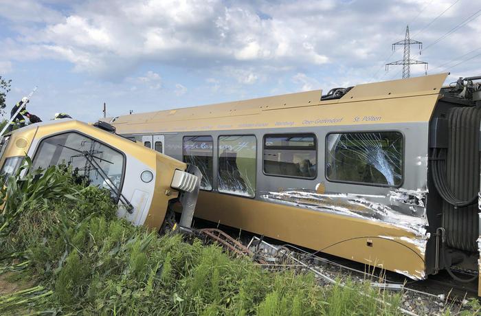 Austria: incidente ferroviario, 26 i feriti, 3 gravi