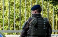 Francia, detenuto evade in elicottero: con lui complici armati