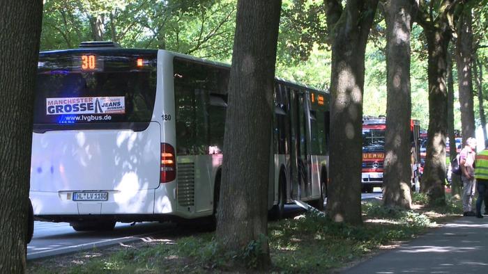 Germania: accoltella passeggeri sul bus a Lubecca, 14 feriti