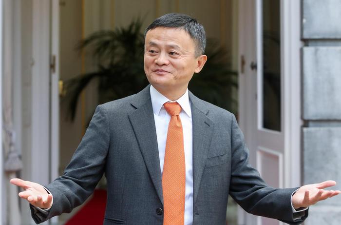 Jack Ma dice addio ad Alibaba, farà il filantropo. 'Vorrei morire al mare, non in ufficio'