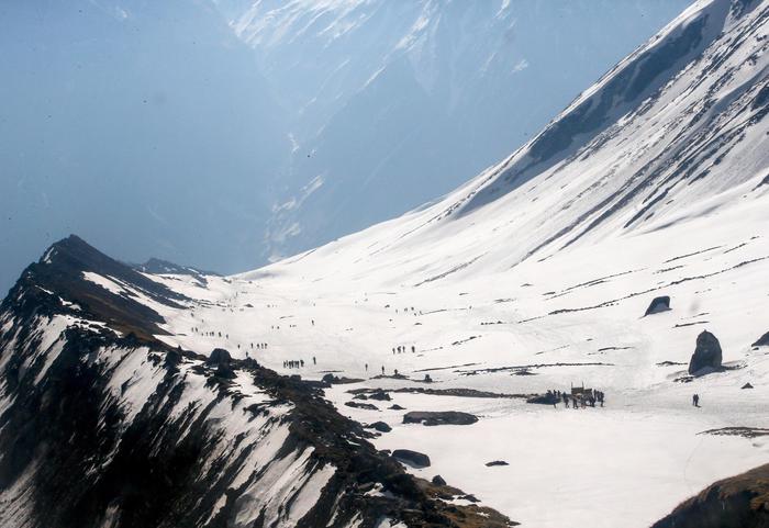 Morti nove alpinisti in una violenta tempesta di neve in Nepal