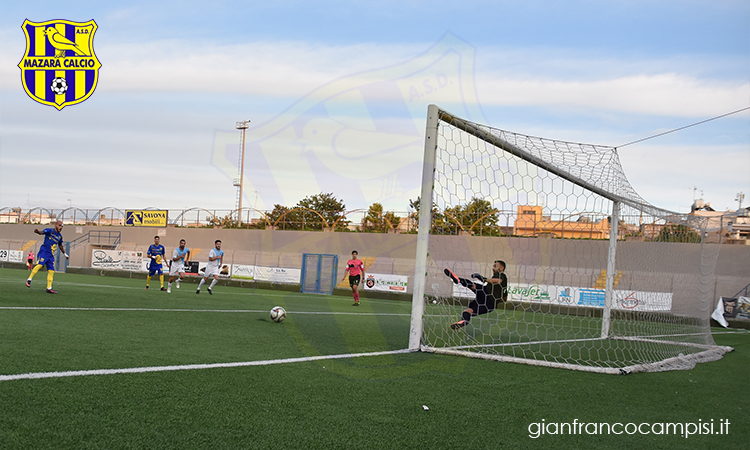 MAZARA - PARMONVAL 1-0 Grande prova dei gialloblu che vincono con un rigore di Concialdi