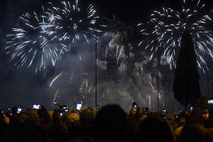 Botti di Capodanno, decine di feriti in tutta Italia