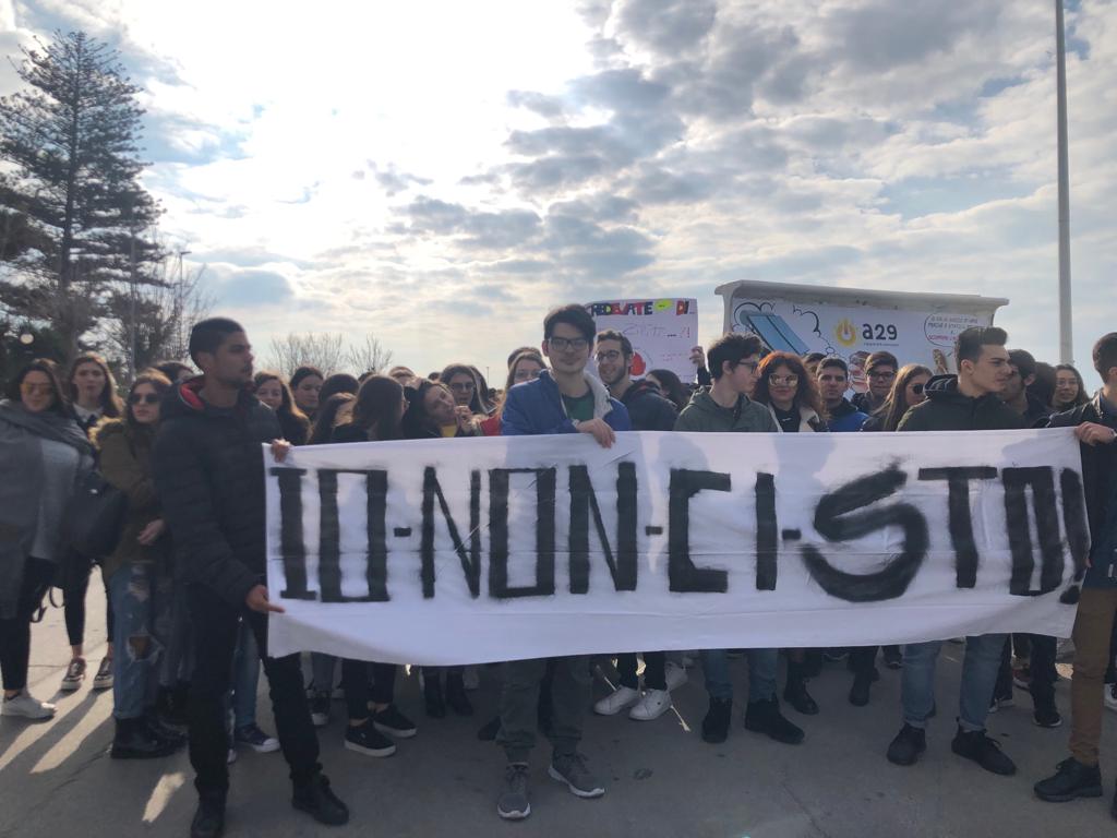 Mazara: Gli studenti in protesta per i loro diritti