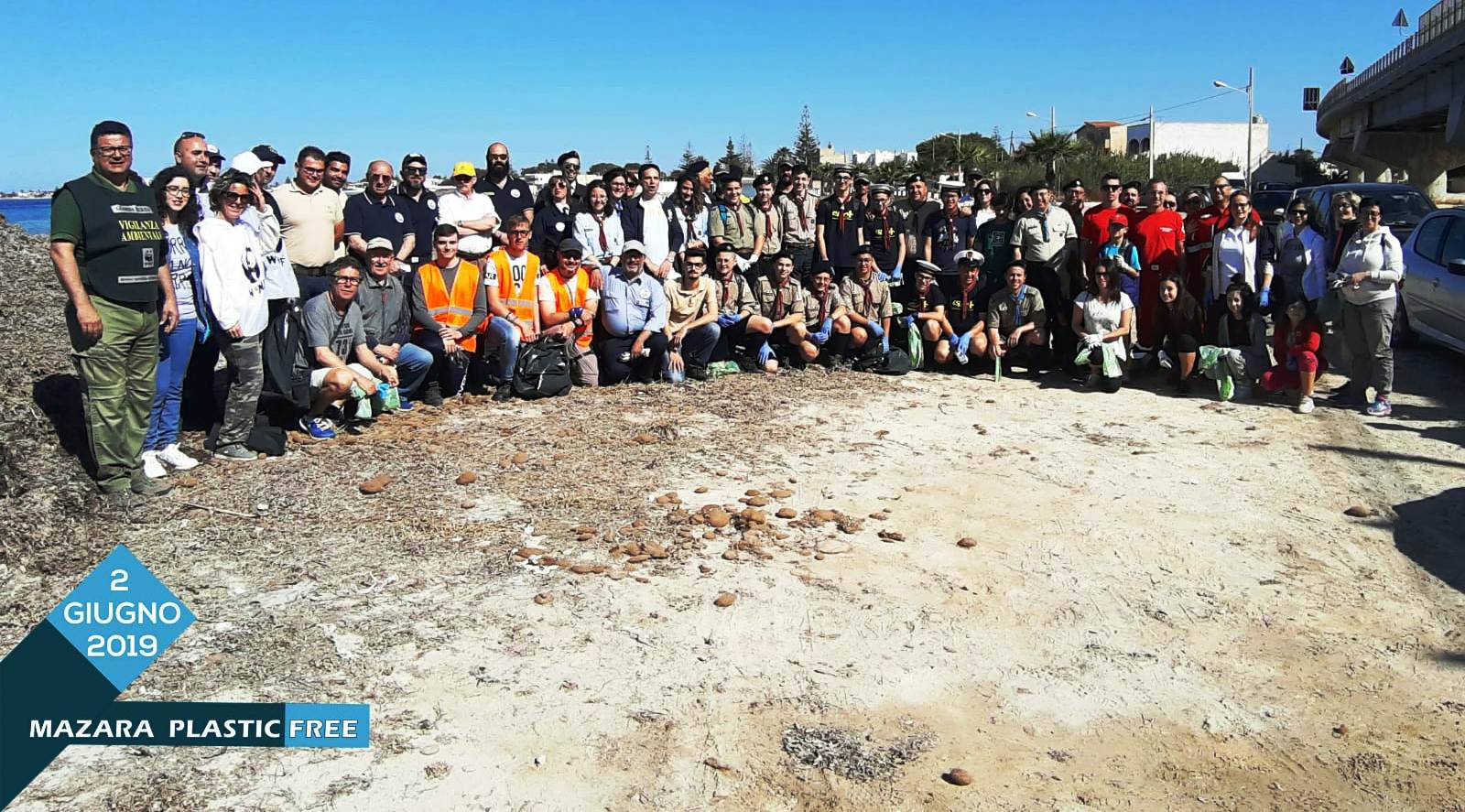 SUCCESSO DELLA MANIFESTAZIONE MAZARA PLASTIC FREE. Ripulito dalla plastica il litorale di Tonnarella