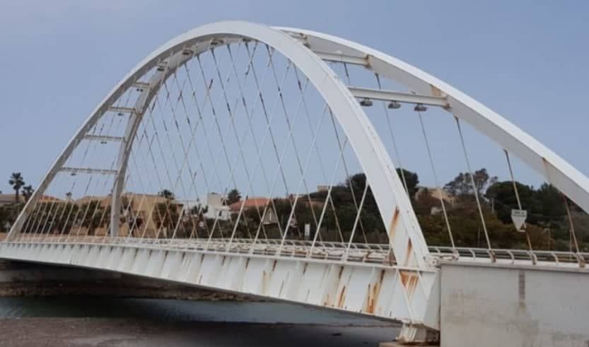 Mazara. Manutenzione straordinaria del ponte sul fiume Arena