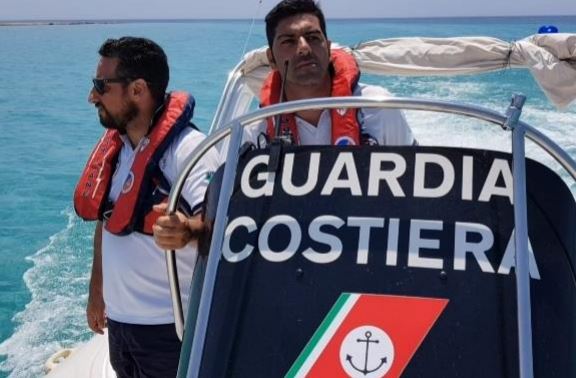 La guardia costiera di Mazara soccorre natante in avaria con 4 persone a bordo