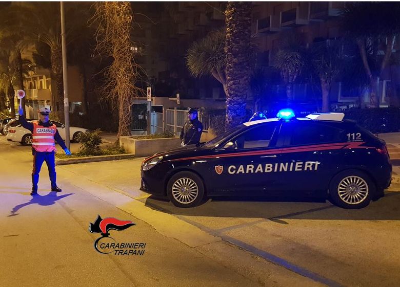 Castelvetrano. CONTROLLI DEI CARABINIERI PER L’EMERGENZA COVID-19: SCATTANO LE PRIME DENUNCE