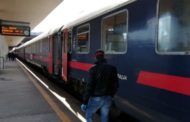 Coronavirus, è in Sicilia con novanta passeggeri il treno partito da Milano: stop ai viaggi notturni