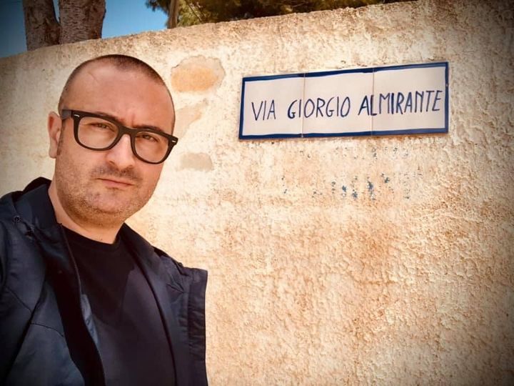 Mazara. Giampaolo Caruso (Fratelli d'Italia): Cambio nome strada intitolala ad Almirante? Ridicolo!!!