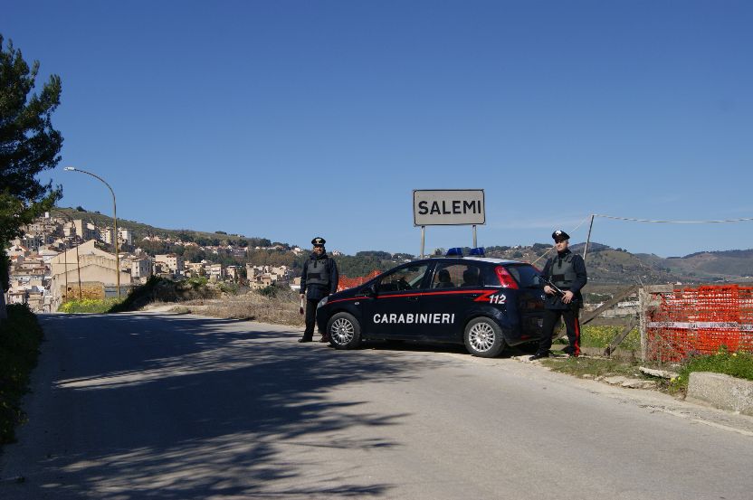 SALEMI. I CARABINIERI ARRESTANO DUE PERSONE SU PROVVEDIMENTI GIUDIZIARI