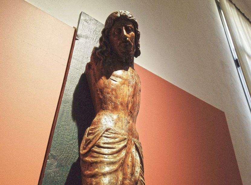 Mazara. AL MUSEO DIOCESANO ESPOSTO IL CROCIFISSO SENZA BRACCIA L’OPERA, RECUPERATA IN UNA PARROCCHIA DELLA CITTÀ, È STATA RESTAURATA