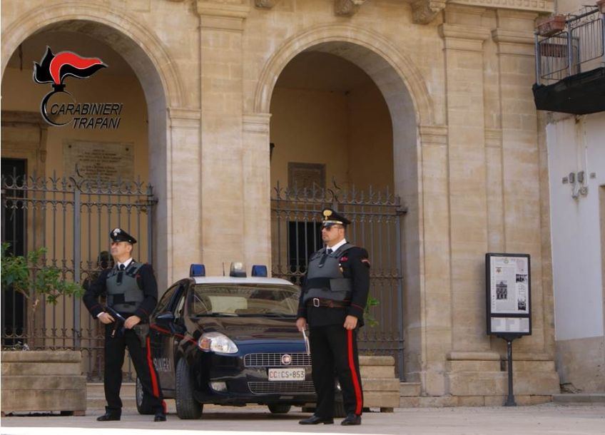 SEDUTI AL TAVOLO SENZA GREEN PASS. SANZIONI E CHIUSURA DEL LOCALE