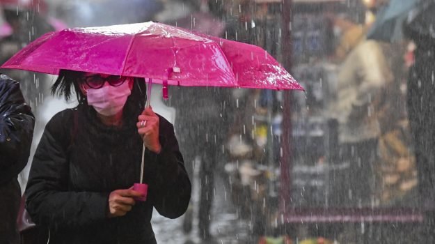 Ancora maltempo in Sicilia, la protezione civile conferma l’allerta gialla, da giovedì torna il sereno