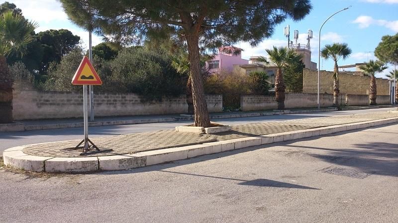 Mazara. Al via le gare per la realizzazione della pista ciclabile e per la manutenzione della via mons. Costantino Trapani. Affidata intanto la rimozione alberi