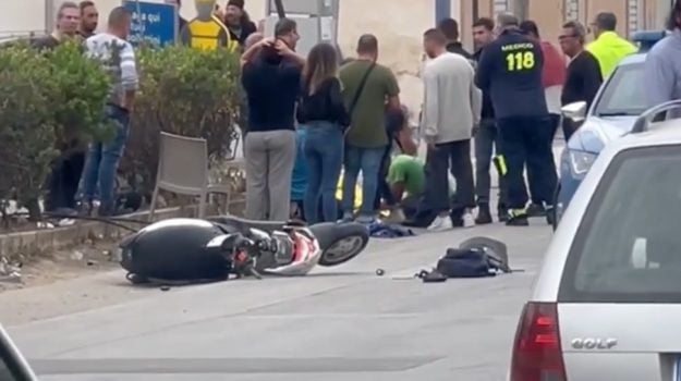 Incidente con lo scooter, muore un quattordicenne