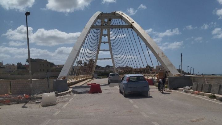 Aggiornamento sui lavori di ristrutturazione del Ponte sul fiume Arena a Mazara del Vallo