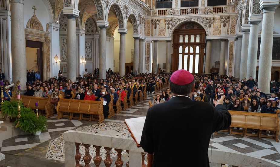 Mazara. IN CATTEDRALE I PRESEPI DI SCUOLE E ASSOCIAZIONI