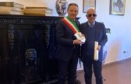 Mazara. Conferita l’onorificenza civica “Cittadino d’Eccellenza” al dott. Antonino Di Natale per gli oltre 60 anni di attività di medico di base