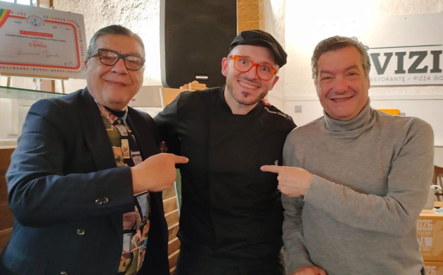 Mazara. Signore e signori sua maestà la Pizza “Rinata”. Successo dell'Evento-Party alla pizzeria VIZI DA RE