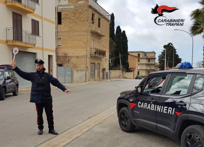 TRAPANI: TENTA LA RAPINA IN UN FAST FOOD CON UNA PISTOLA. ARRESTATO 37ENNE TRAPANESE