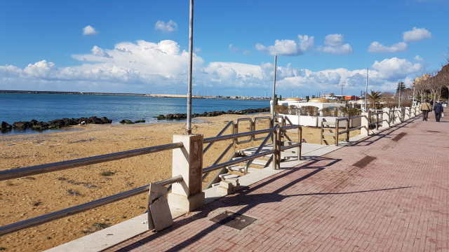 Mazara. Una nuova pavimentazione della passeggiata (marciapiede) del lungomare Mazzini