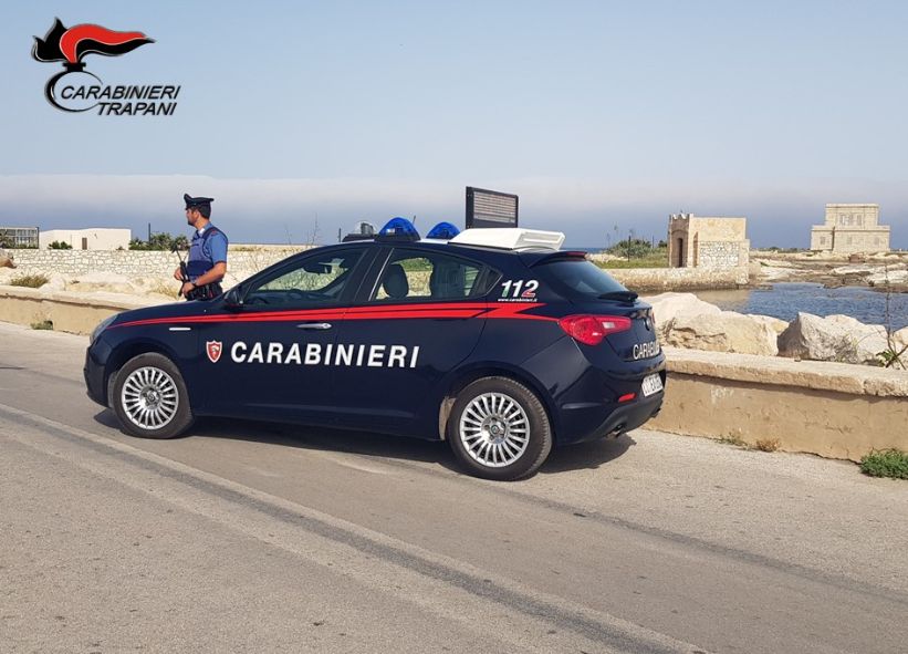 Trapani. FURTI IN DANNO DI ATTIVITA’ COMMERCIALI DEL CENTRO STORICO. DENUNCIATO UN 24ENNE