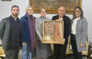 “KR46MӨ”, IL FRAMMENTO-SIMBOLO DEL NAUGRAGIO DI CUTRÒ IN DIOCESI